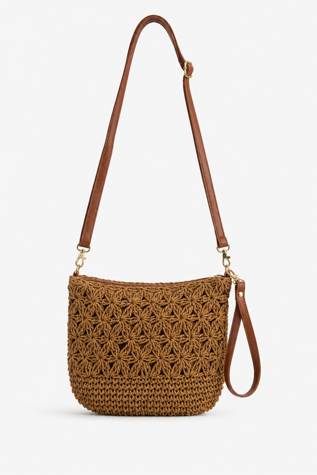 Crochet Camel / Natural Tanh Clutch