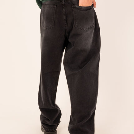 Black T Jeans