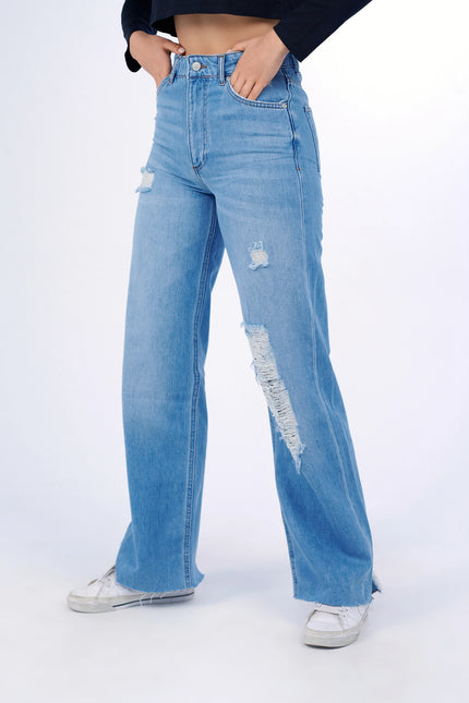 LU Boyfriend Chambray Blue