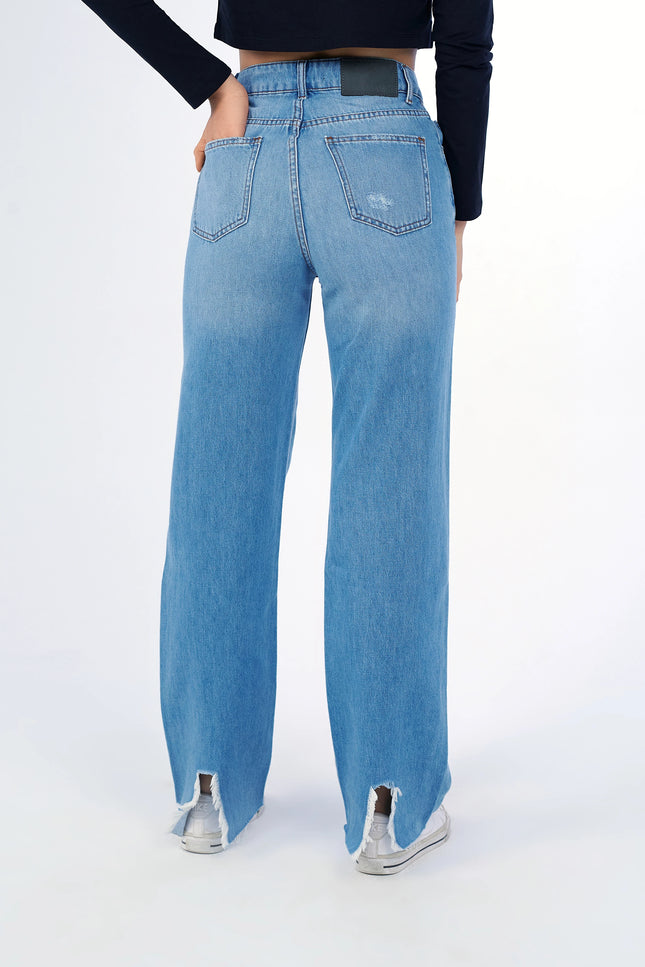 LU Boyfriend Chambray Blue